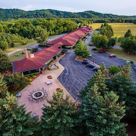 Spring Valley Inn Spring Green Exterior foto