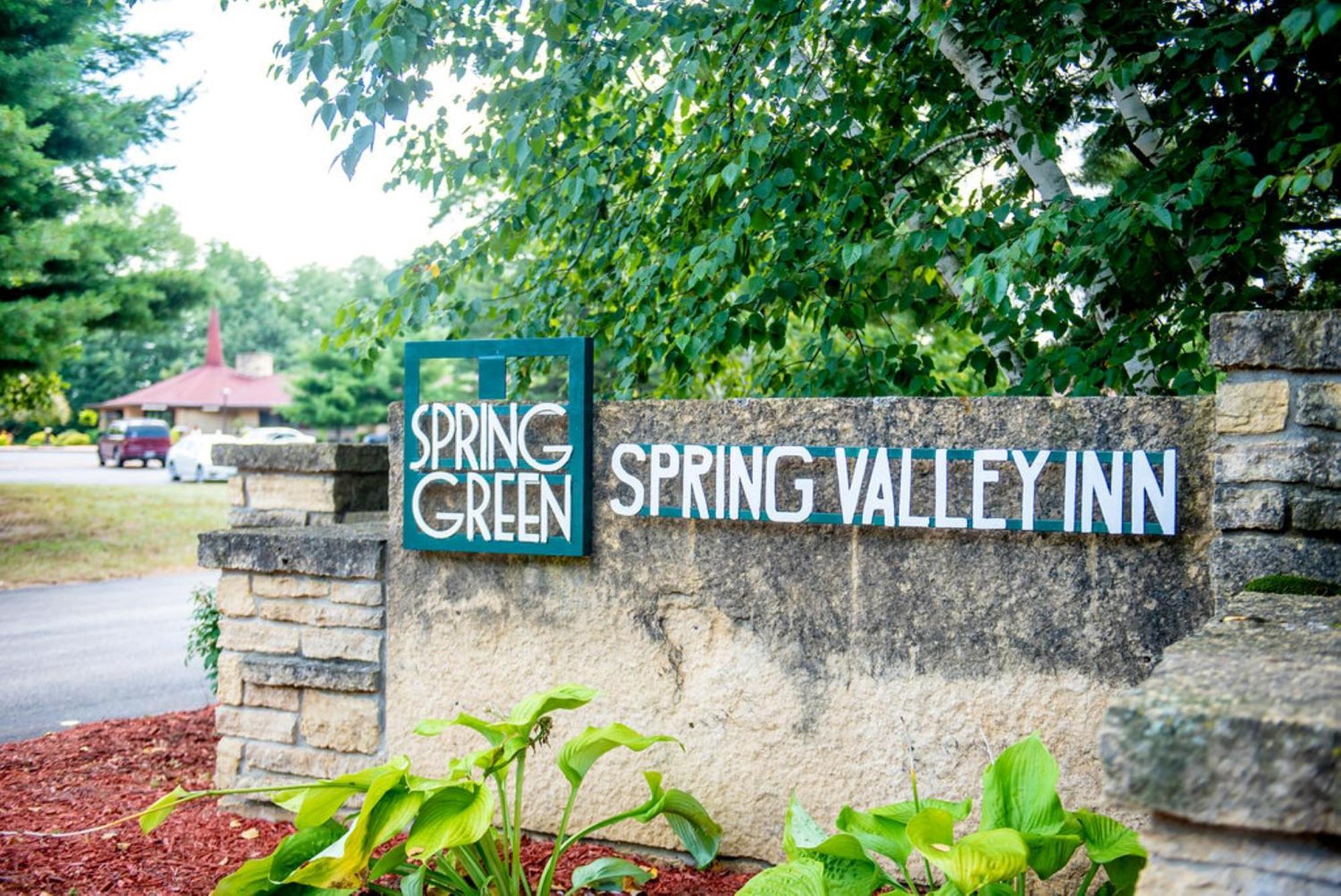 Spring Valley Inn Spring Green Exterior foto