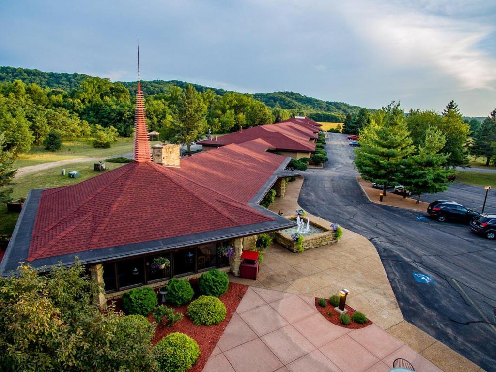 Spring Valley Inn Spring Green Exterior foto